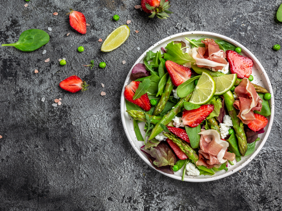 Spring Salad Essentials: 5 Seasonal Ingredients to Elevate Your Menu